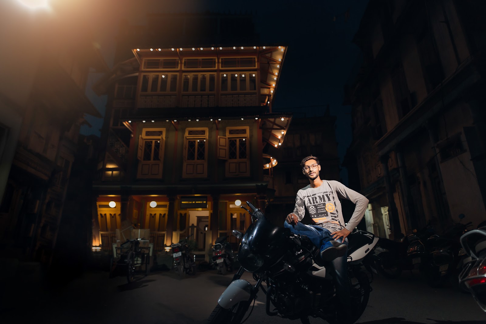 Nishant Disha Romantic Pre-Wedding Portrait Ahmedabad